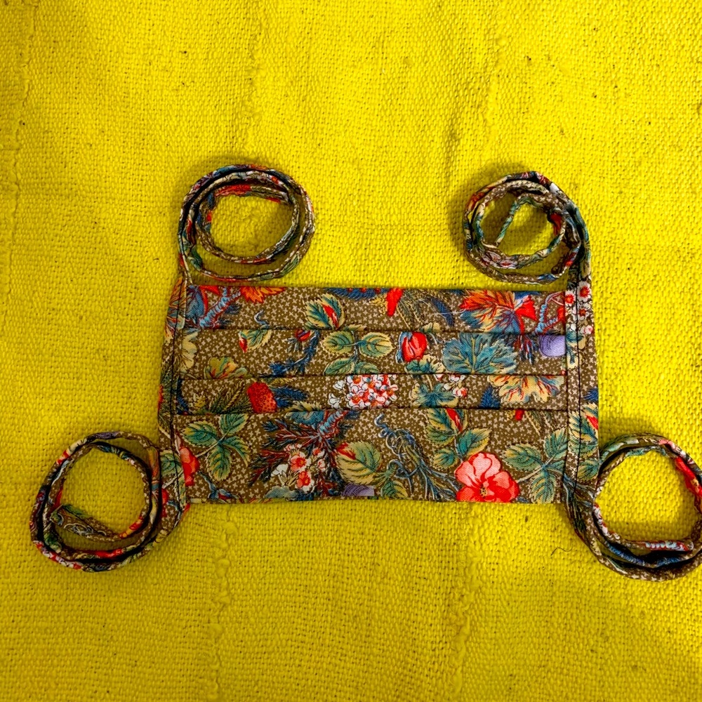 Hand Crafted Headwrap & Mask Set - Picture 7 of 7